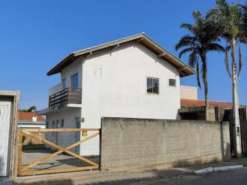 Apartamento e Kitnet