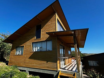 Casa mobiliada na Ribanceira com 3 quartos � aluguel