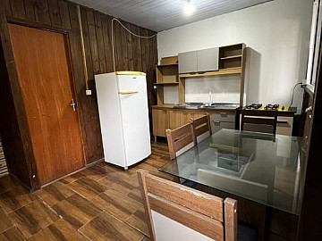 Kitnet mobiliada para aluguel anual no Arroio